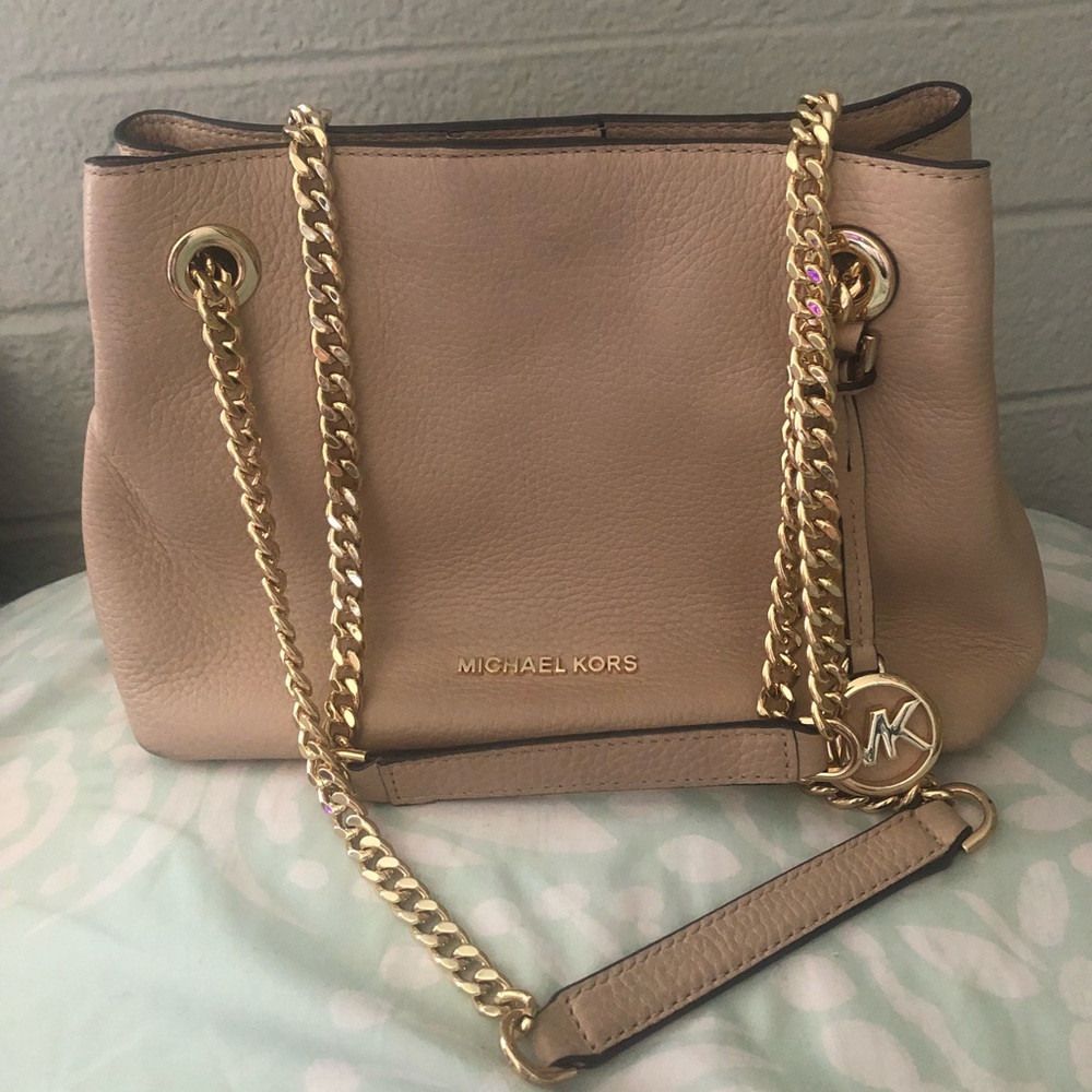 TRADE NWT Michael Kors Jet Set chain tote 👜